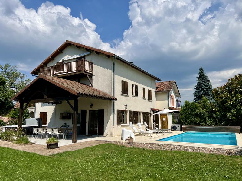 Gite du Beaujolais Bleu