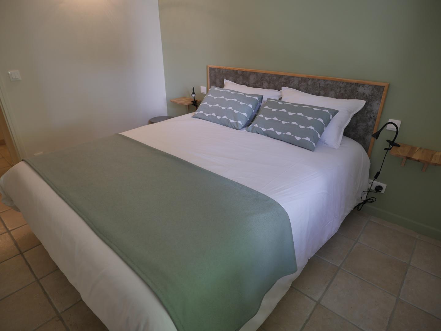 Le Cèdre, Eyragues - photo 9