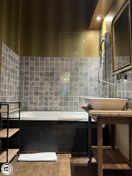 Salle de bain de la chambre Adonaï Salle de bain de la chambre Adonaï