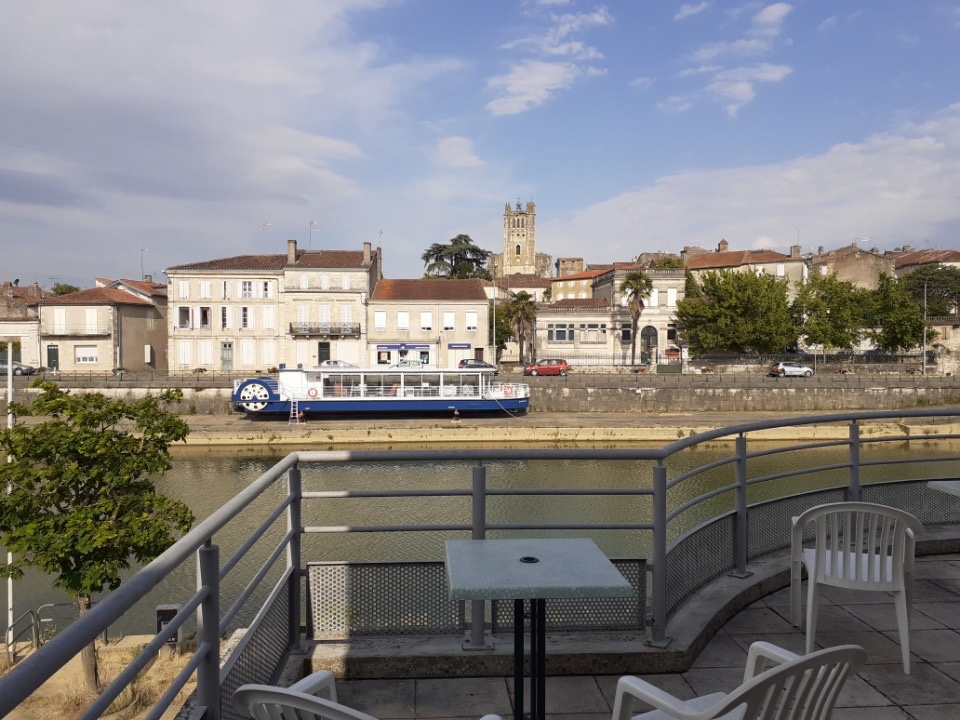 Le dArtagnan échappées Gasconnes - Terrasse sur la Baïse