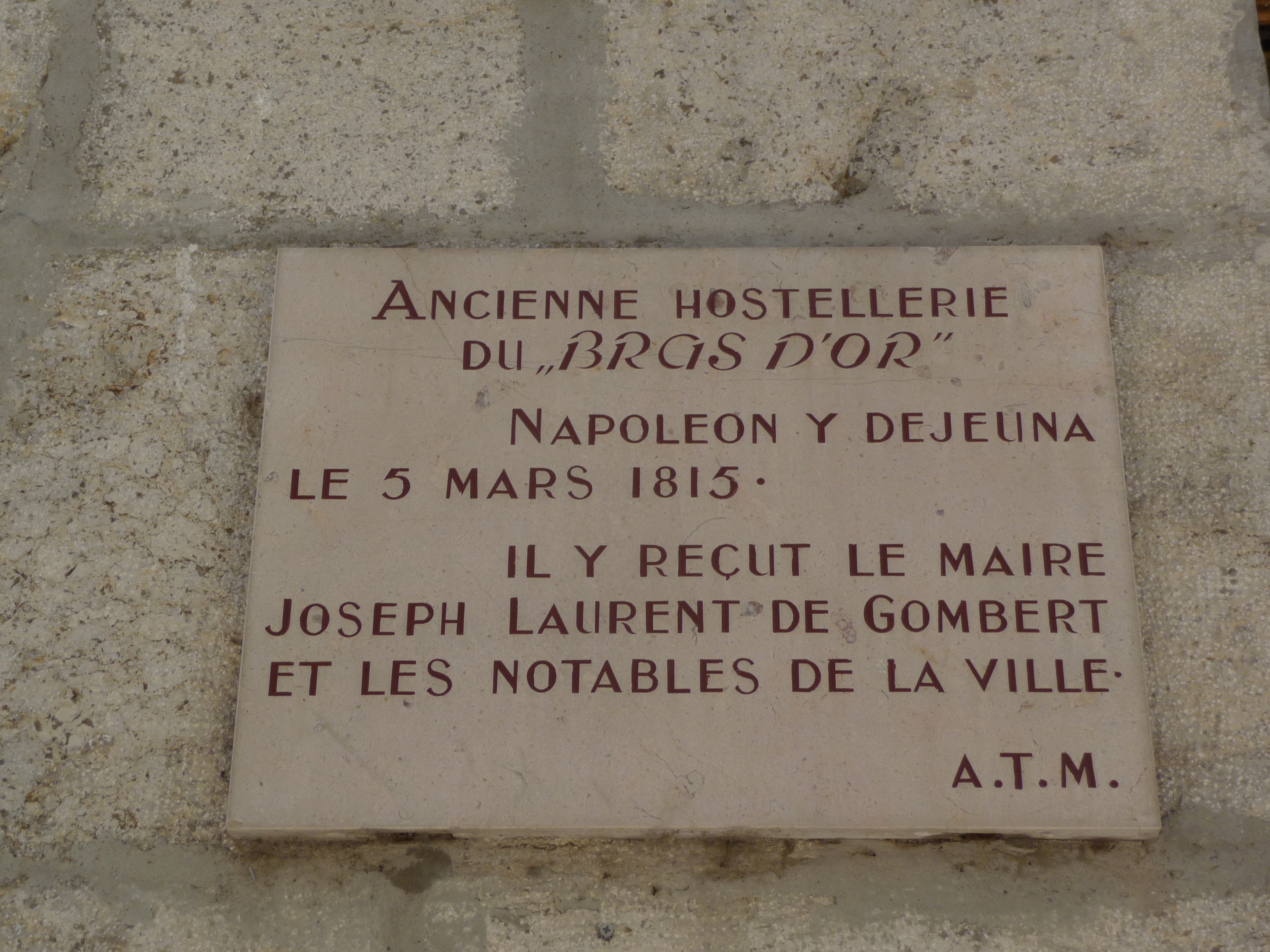 Plaque commémorative à Sisteron