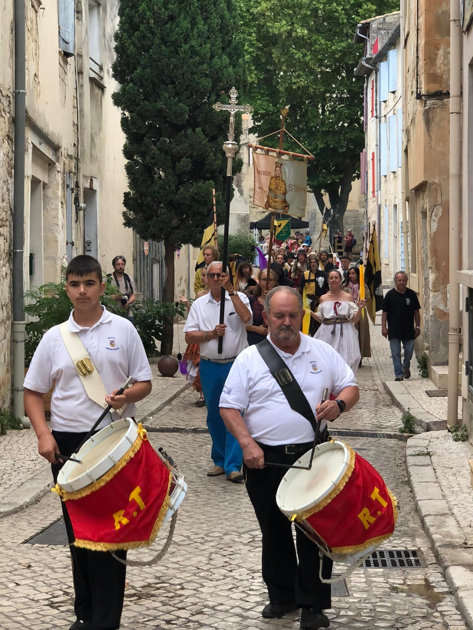 La Tarasque/Les Traditions de Sainte Marthe (Tarascon) ProvenceAlpesCôte d'Azur Tourisme