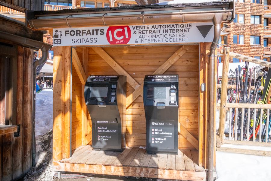Caisse automatique vente de forfaits Centre Station_Avoriaz