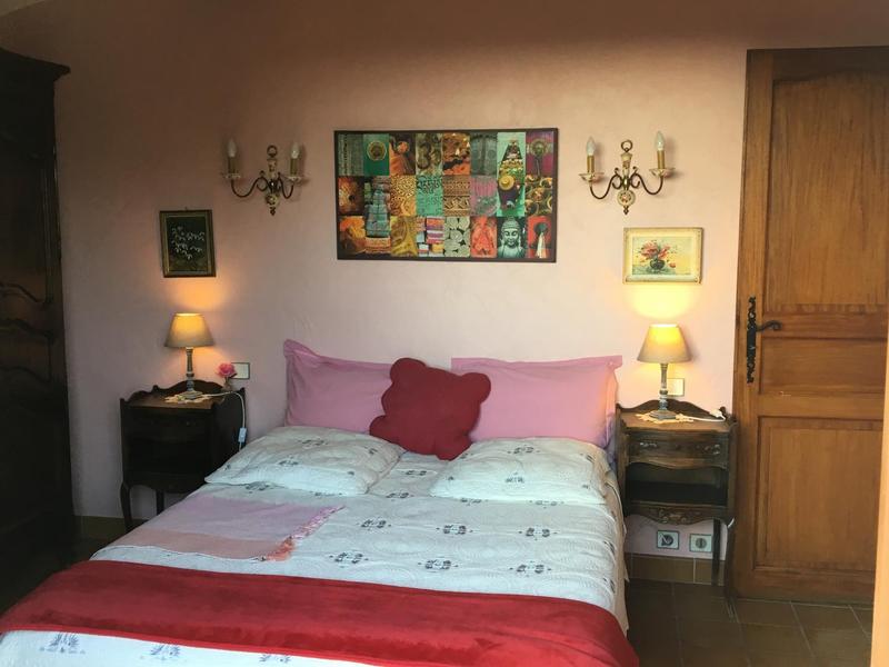 Gîte "Chez Nino et Nunzia"-Chambre 2 : 1 lit 140x190-Vence-Gîtes de France Alpes-Maritimes
