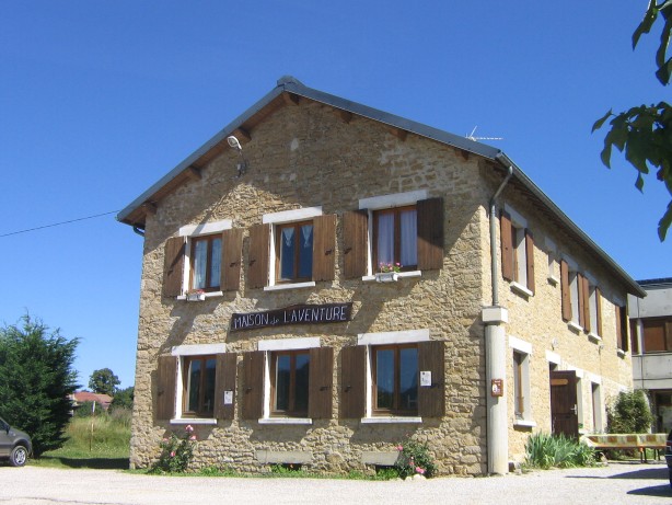Le centre de vacances de la maison de l'aventure en été