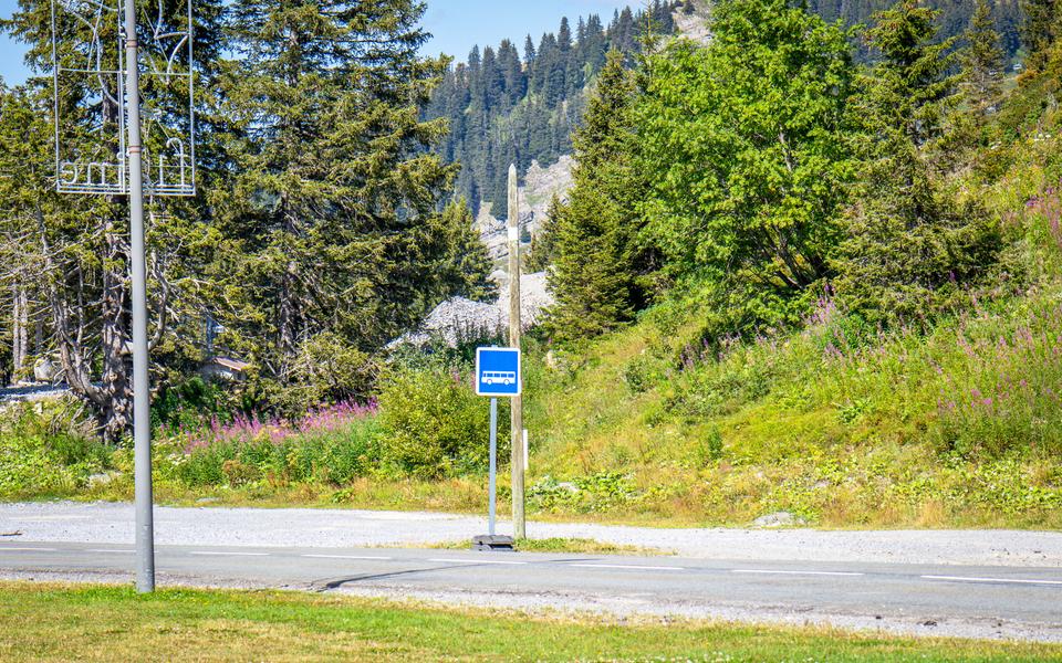 Flaine-Arrêt-Navette-Col-Pierre-Carree-Sens-Les-Carroz