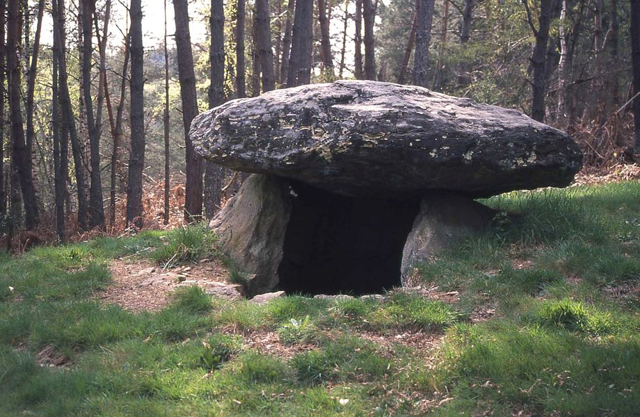 Dolmen de la Pierre Fade