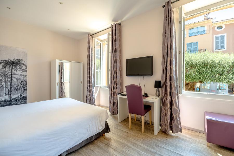 Hôtel Les Palmiers_Sainte-Maxime