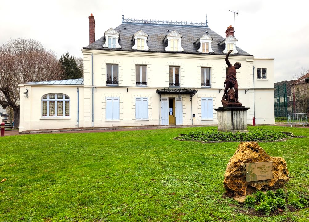 Parc de la Chu00e2taigneraie_Linas