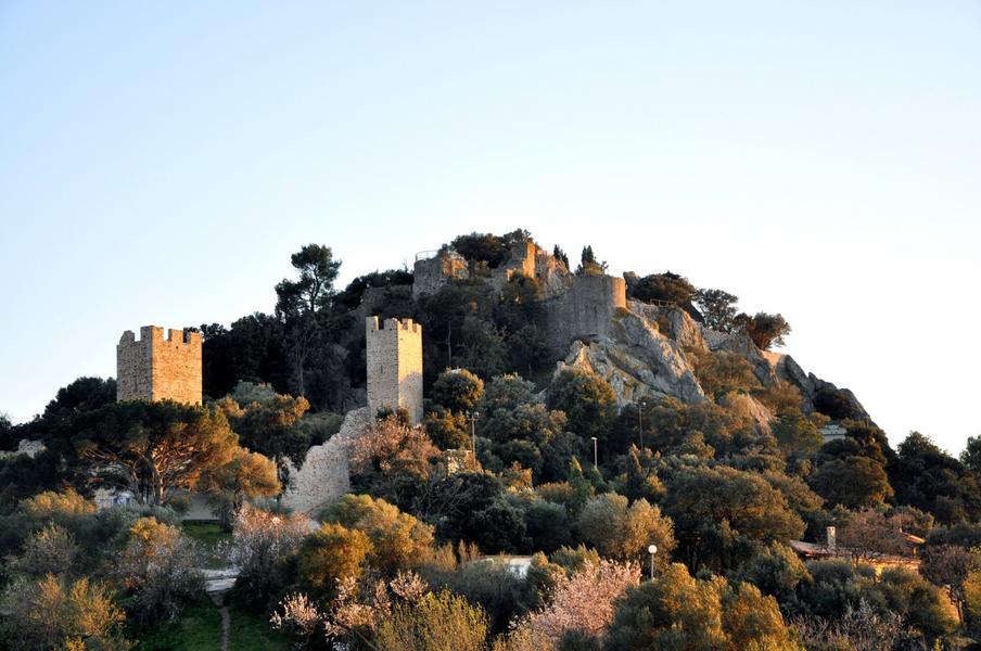 Instants archéo : le château d'Hyères_Hyères
