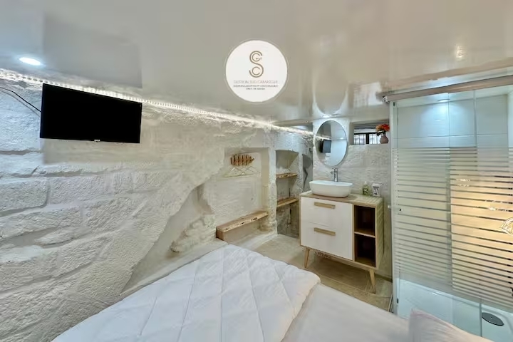 8fe88597-935f-400c-9e89-150290558b27