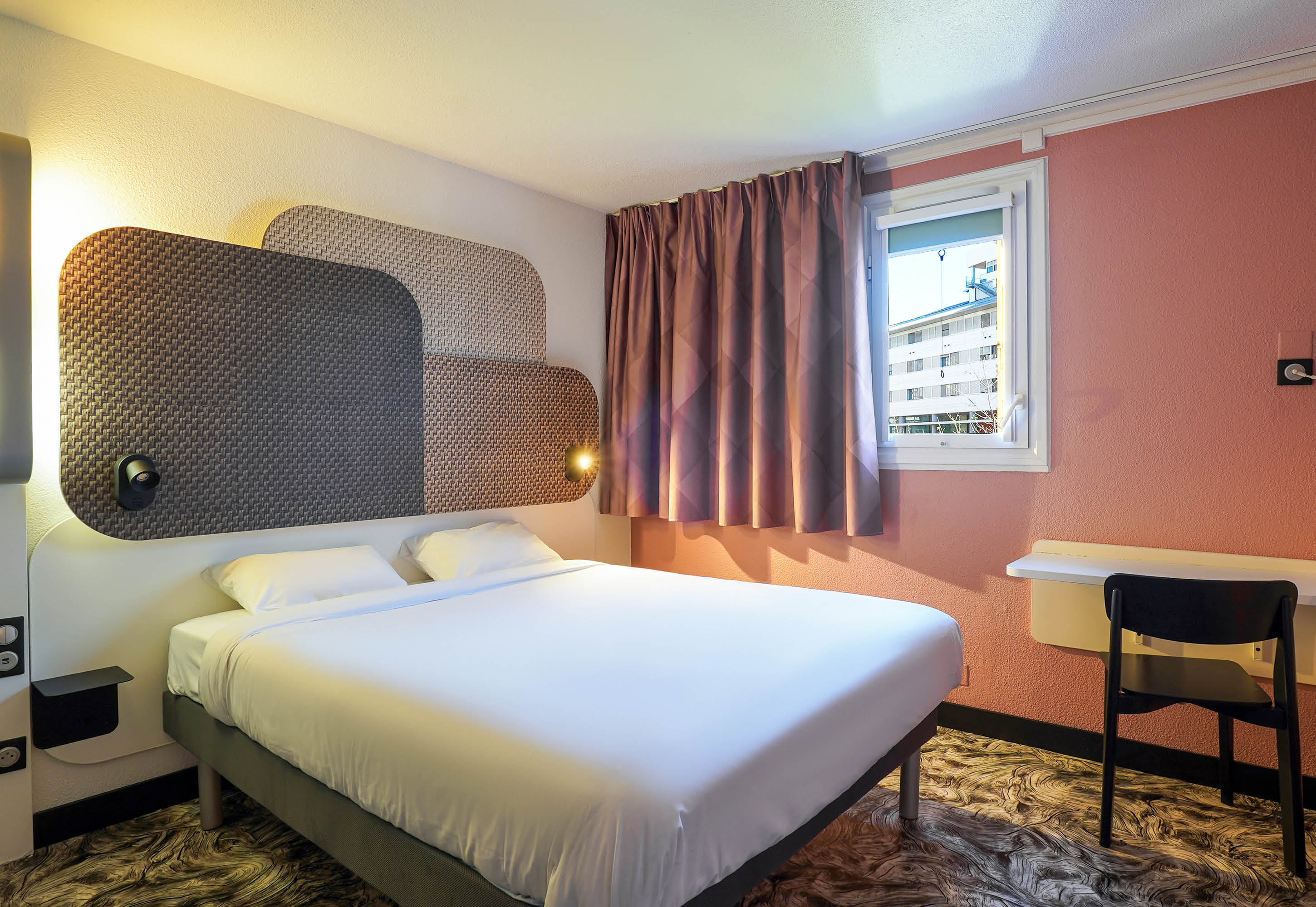 B&B Hôtel Marseille Parc Chanot - photo 2