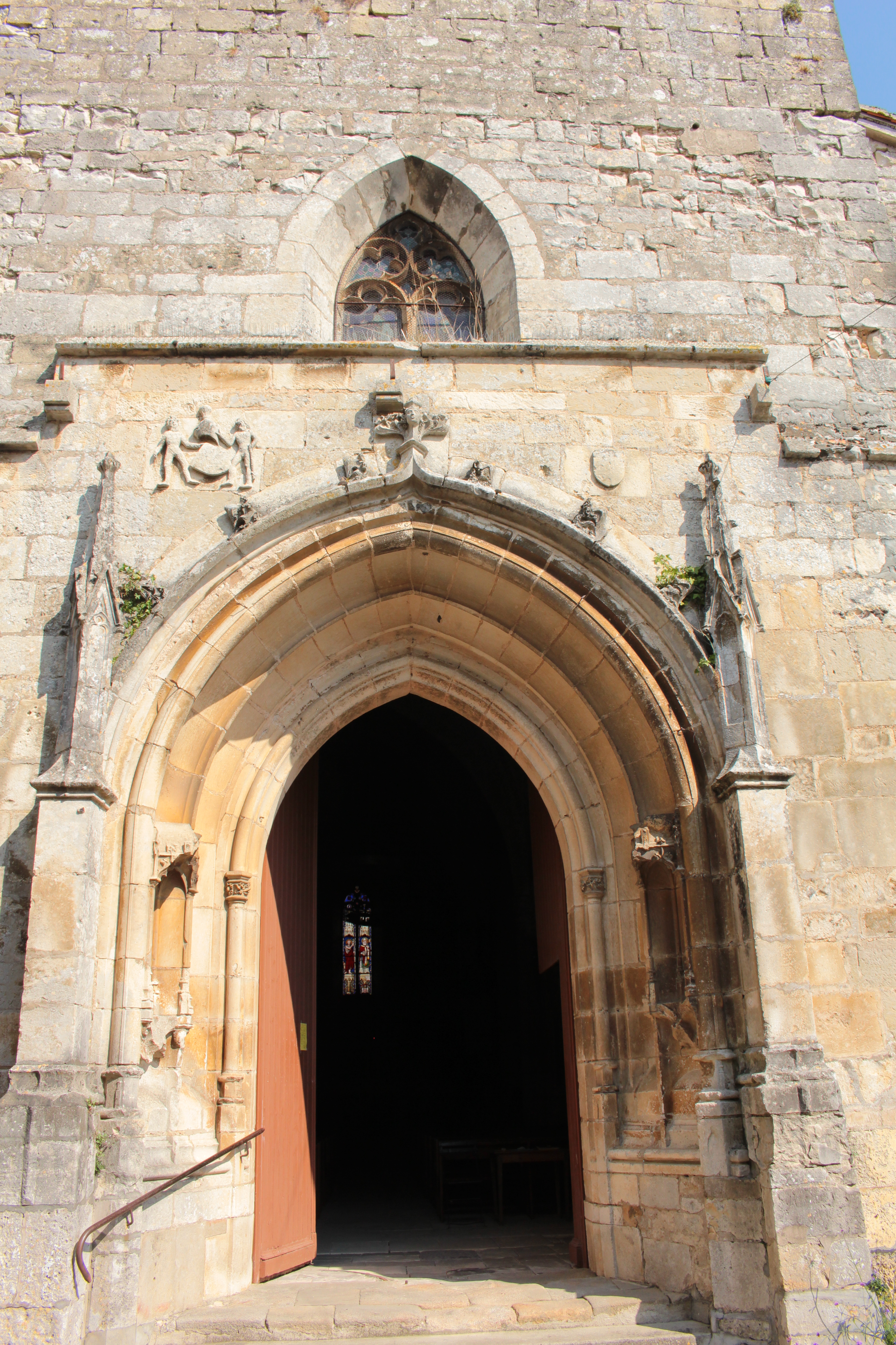 St Claud sentier des Maines
