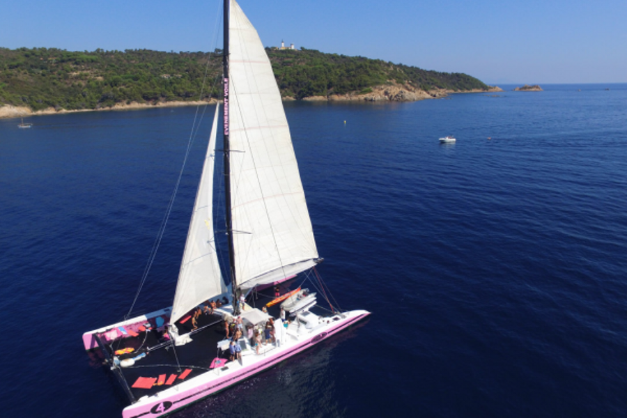 Journée en catamaran à Cap Taillat Départ Cavalaire