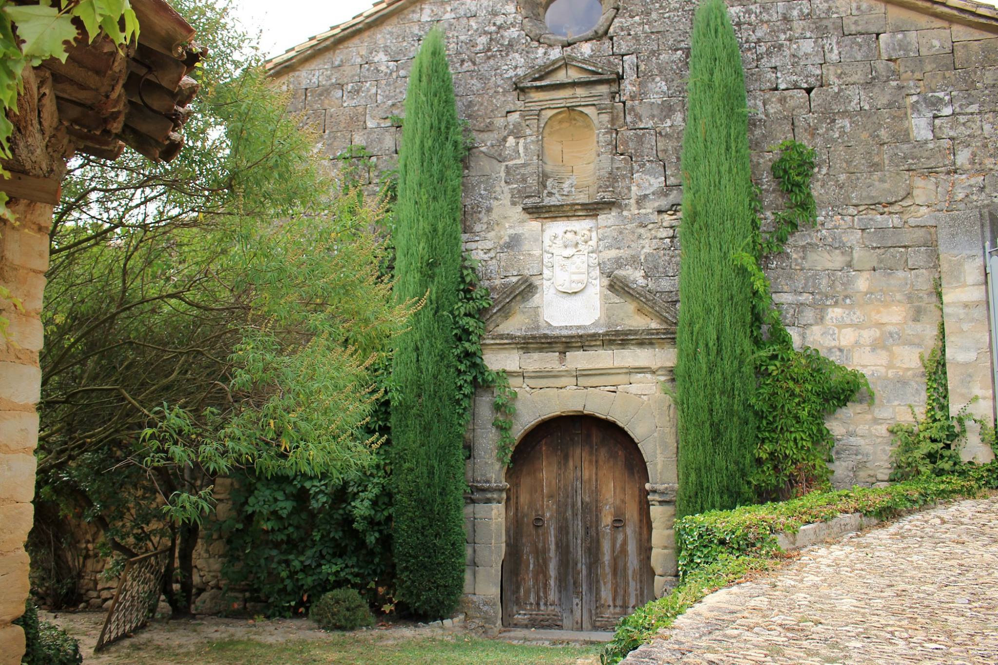 Église Louise Bourgeois (Bonnieux) | Provence-Alpes-Côte d