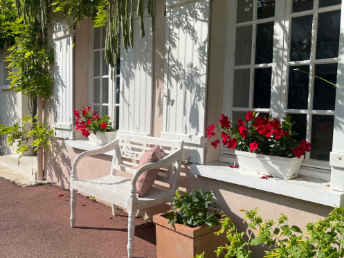 Banc-cour-moulin-de-fourcon