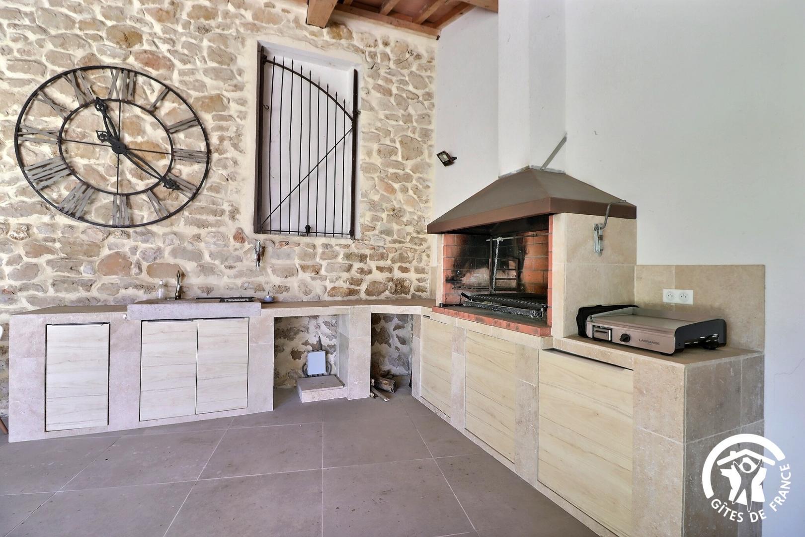 W & M Home, Marseille 13e Arrondissement - photo 30