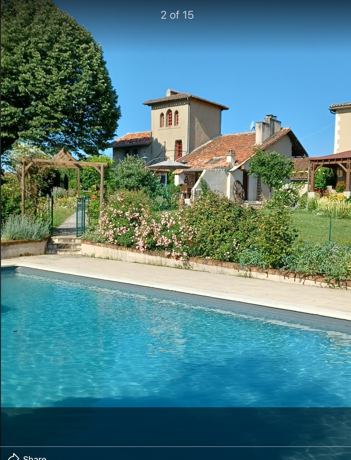 LA MAISON DE LA TOUR
