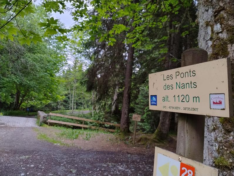 Aire de pique-nique au Pont des Nants_Cordon