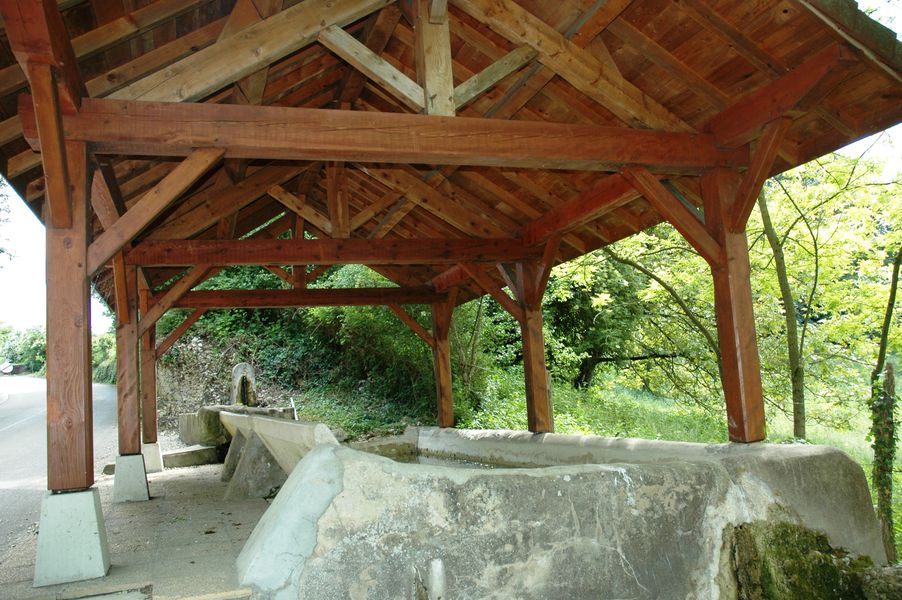 Lavoir Creys-Mépieu - OTSI Morestel