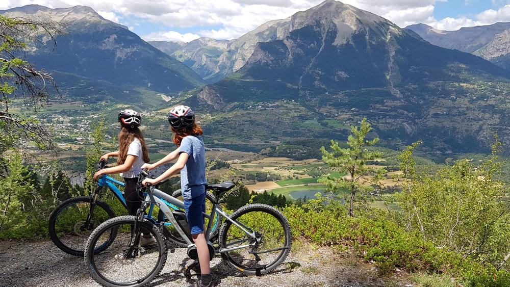EBIKE Montagne SAINT-ANDRÉ D'EMBRUN - © EBIKE Montagne EBIKE Montagne SAINT-ANDRÉ D'EMBRUN - © EBIKE Montagne