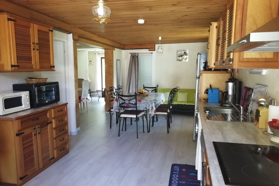 cuisine vue de l entrée