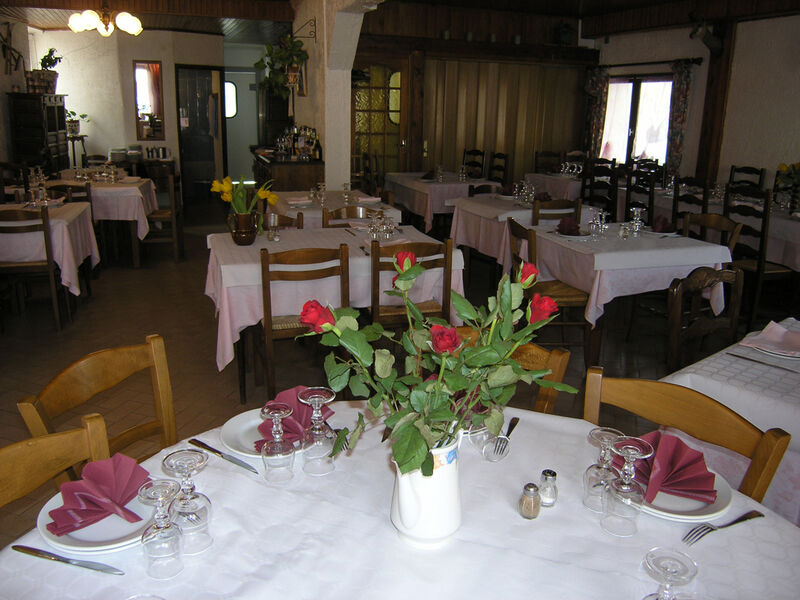 Chez Robert et Maguy, Chauffayer, vallée du Valgaudemar - © Chez Robert et Maguy Restaurant Chez Robert et Maguy - © Chez Robert et Maguy