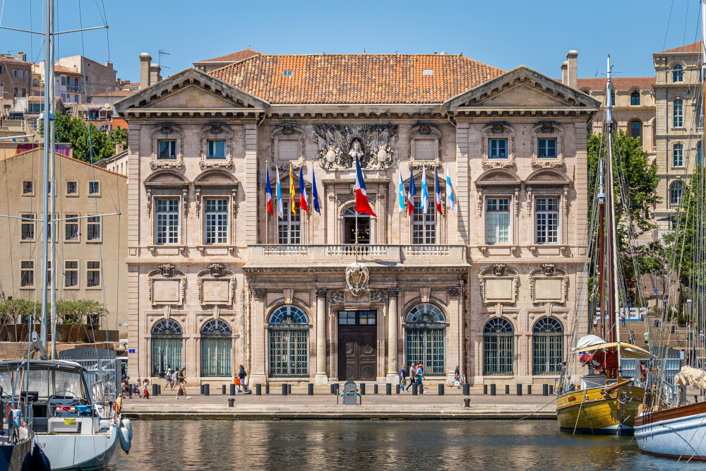 L'Hôtel de Ville