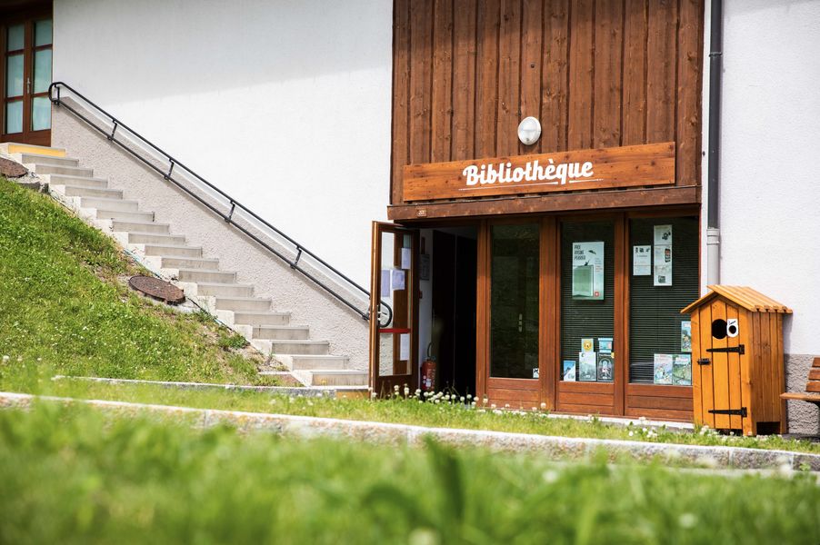 Entrée bibliothèque