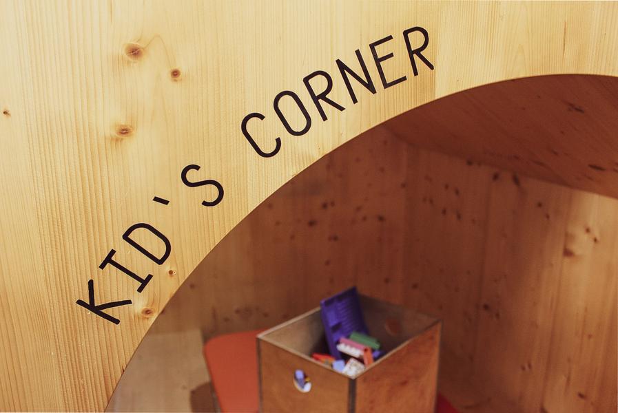 corner pour les enfant foam place du pin
