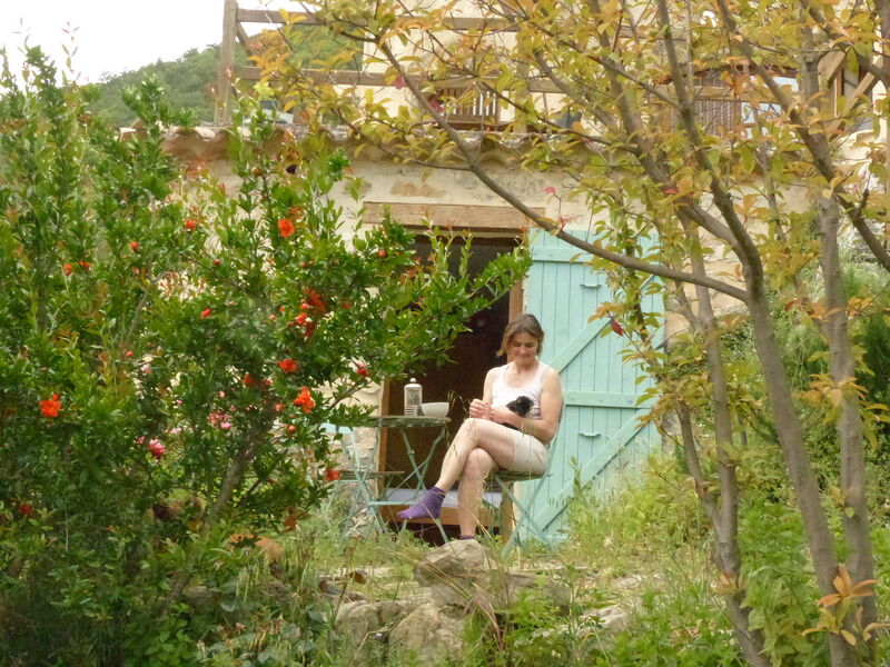 terrasse est coté piscine