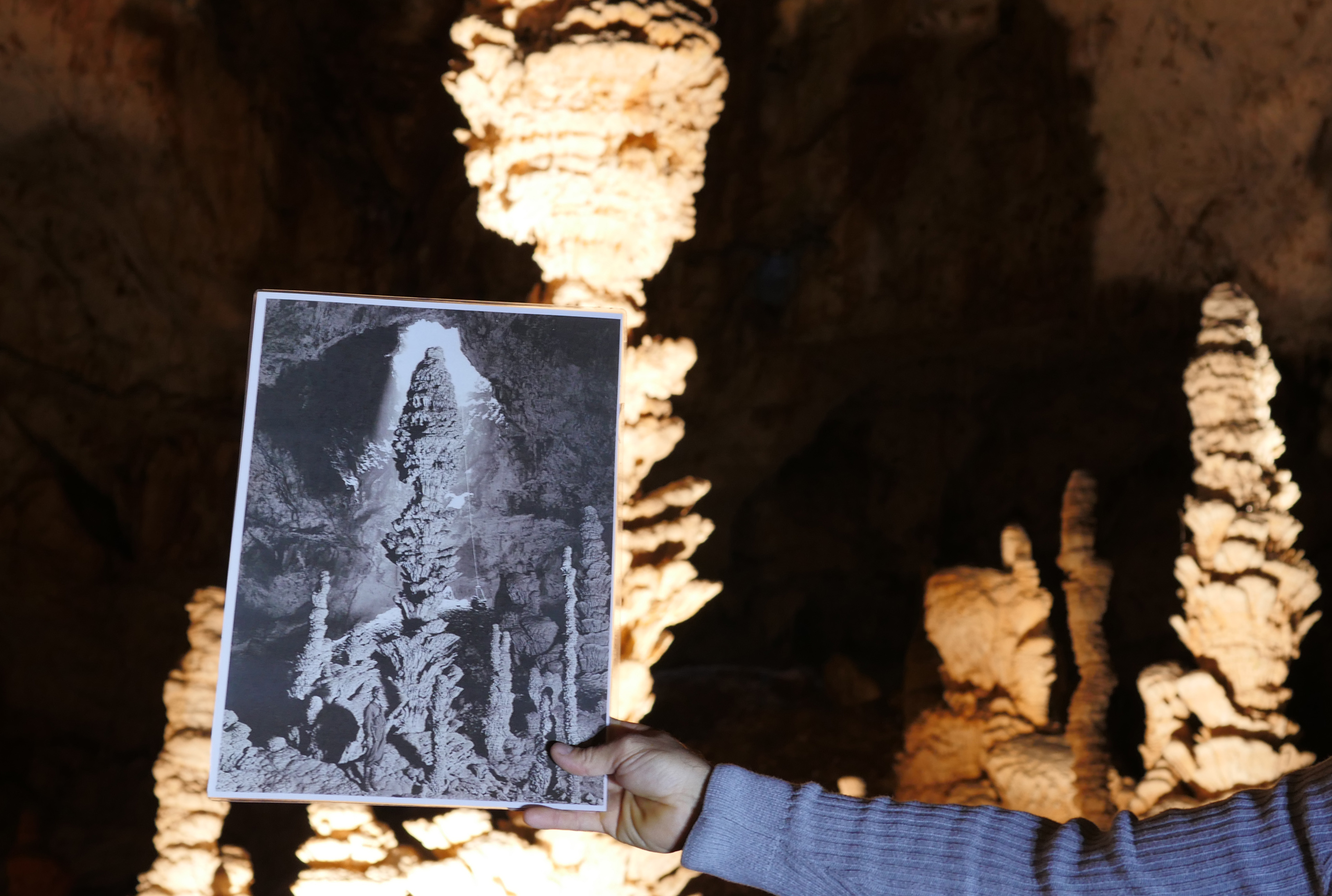 visite_historique_aven_orgnac_ardeche_samedi_grotte©L.Leandri