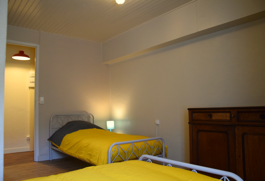 chambre 2 Gite Bouisset Lasfaillades St Jacques