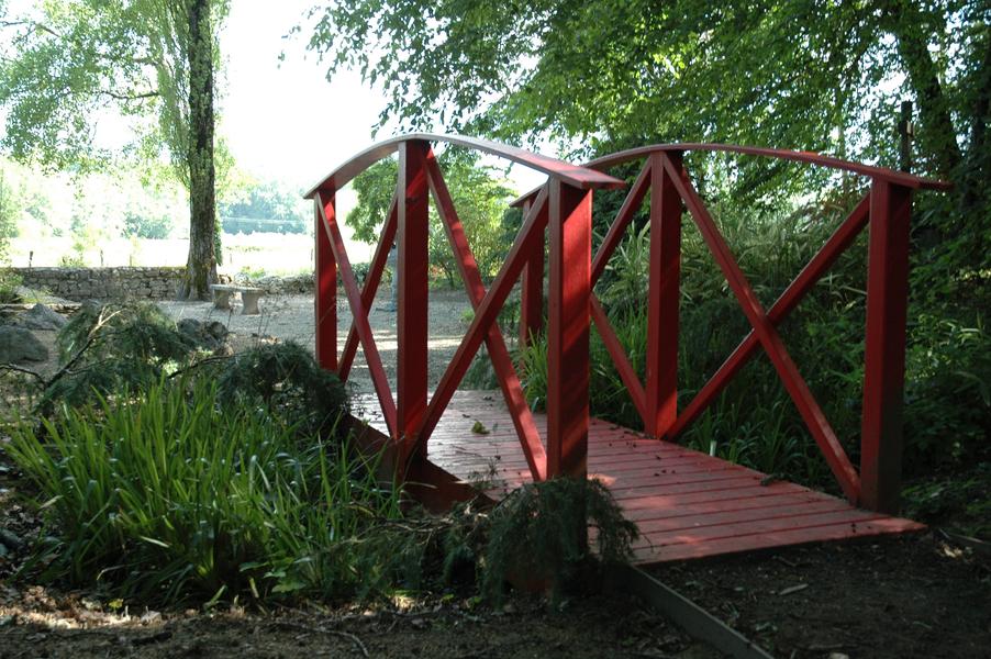 Tombe de Paul Claudel - Brangues - Balcons du Dauphiné