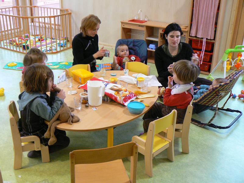 Crèche Les 3 Pommes, L'heure du goûter