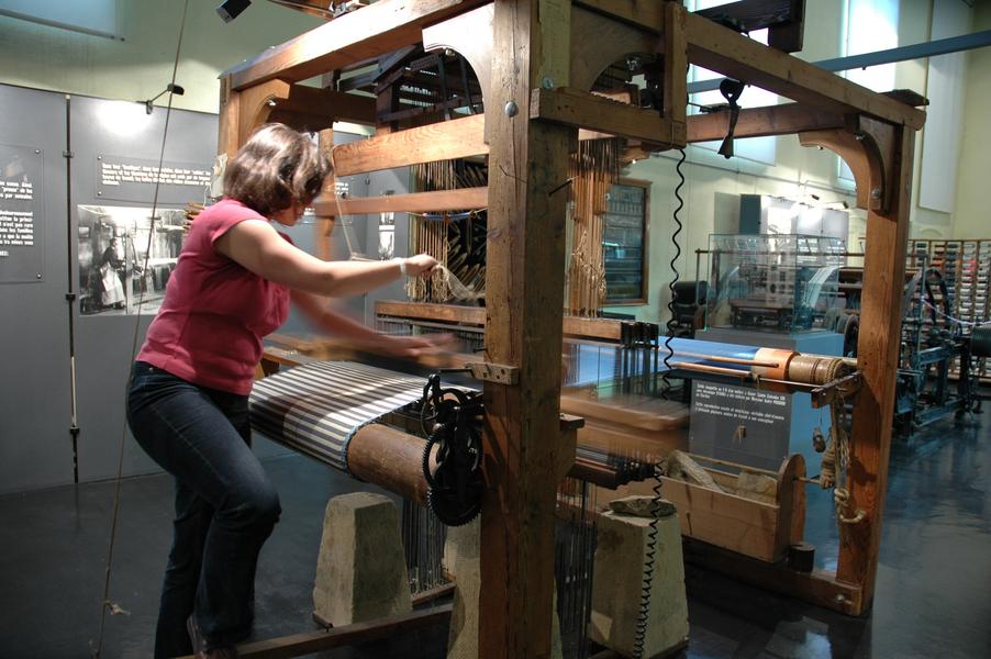 Visite guidée : la mécanique des métiers à tisser_Charlieu
