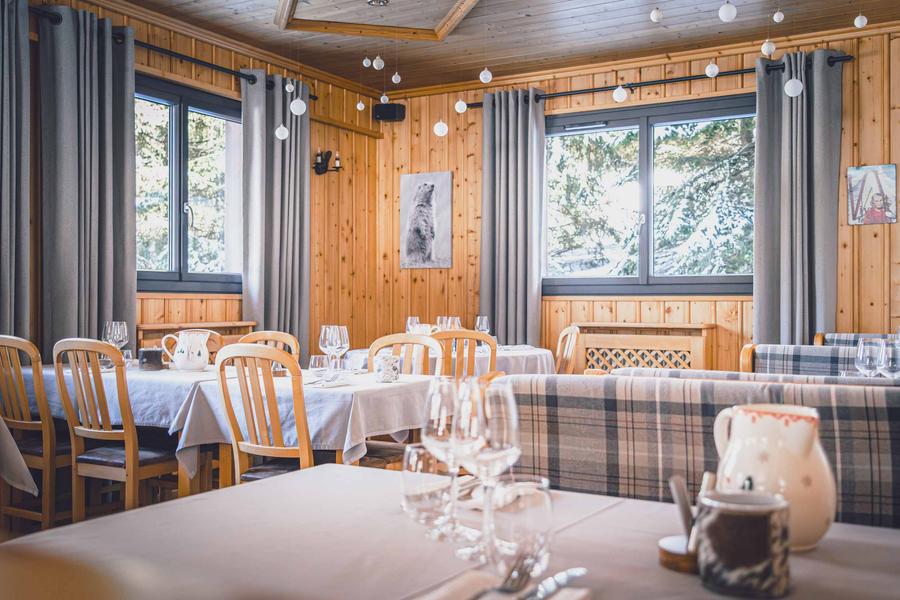 Airelles hotel restaurant