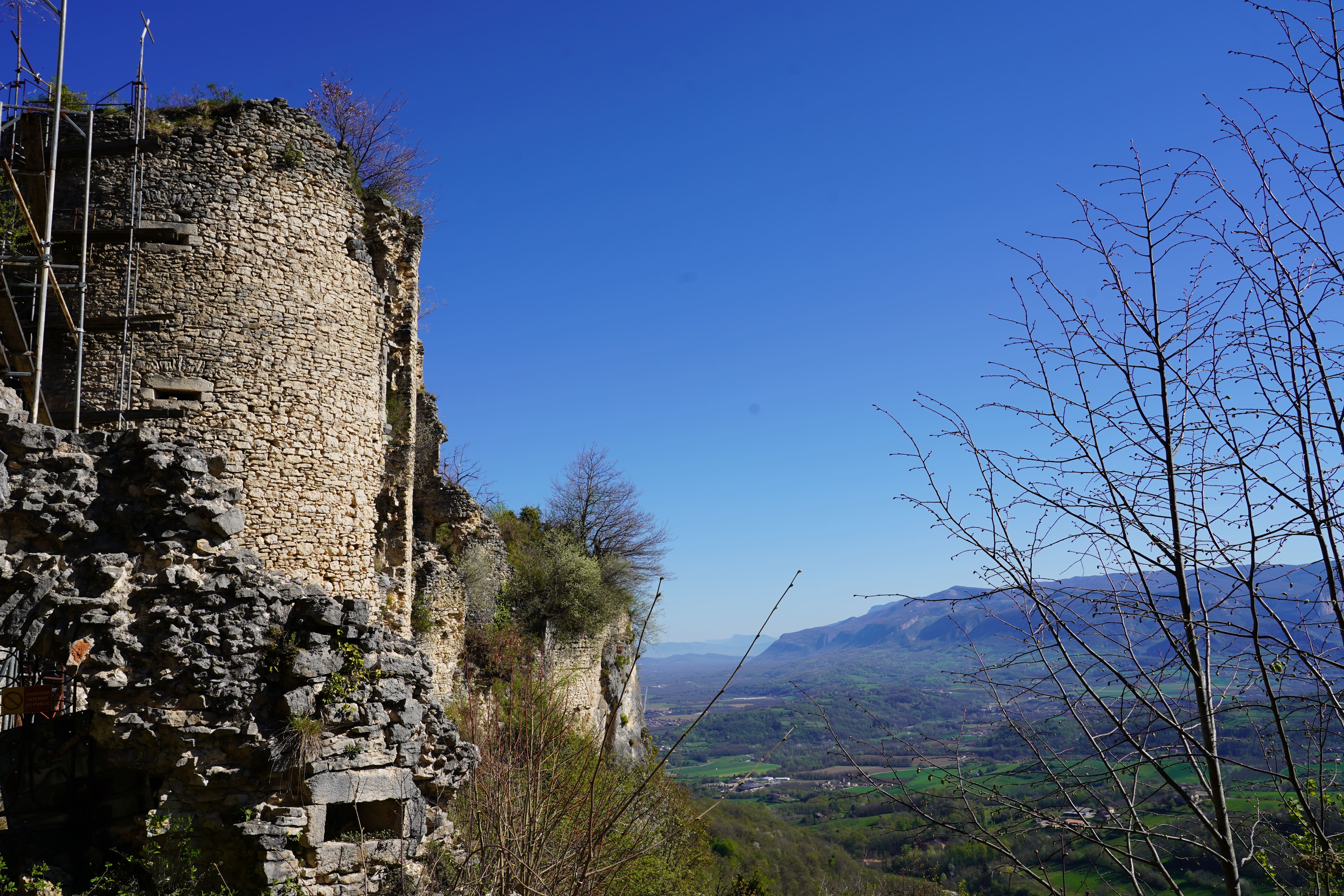 Ruines du château féodal