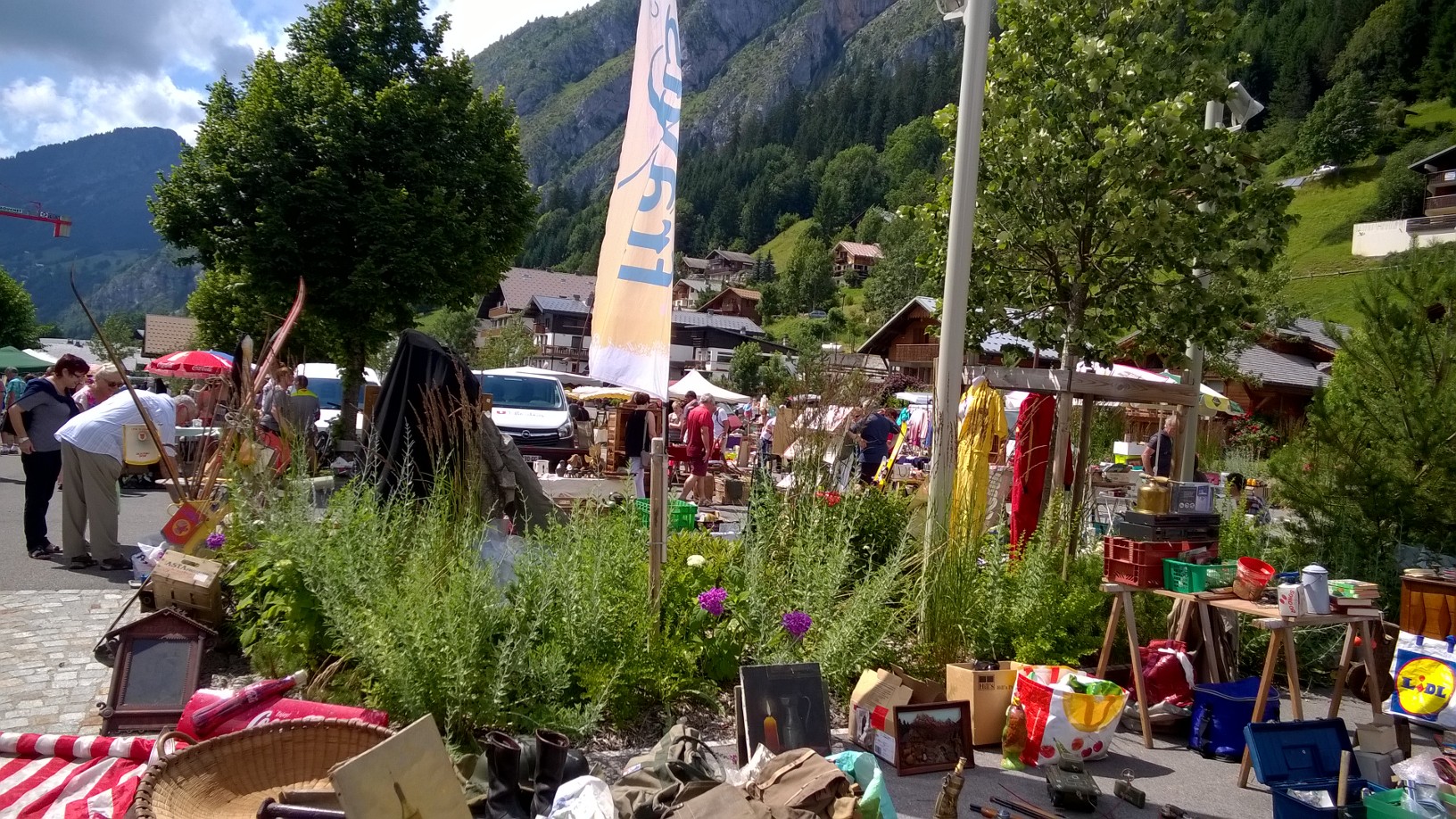 Marchés, Brocantes et Vide-greniers