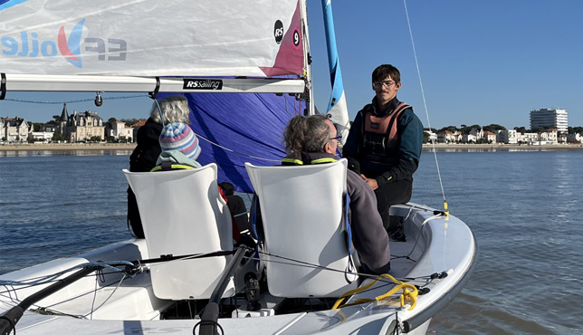 Les Détours sur l'eau : La ville couleur azur - Régates de Royan