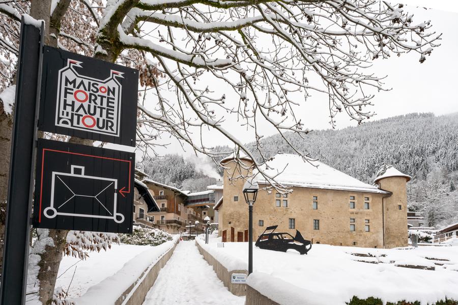 Maison Forte de Hautetour