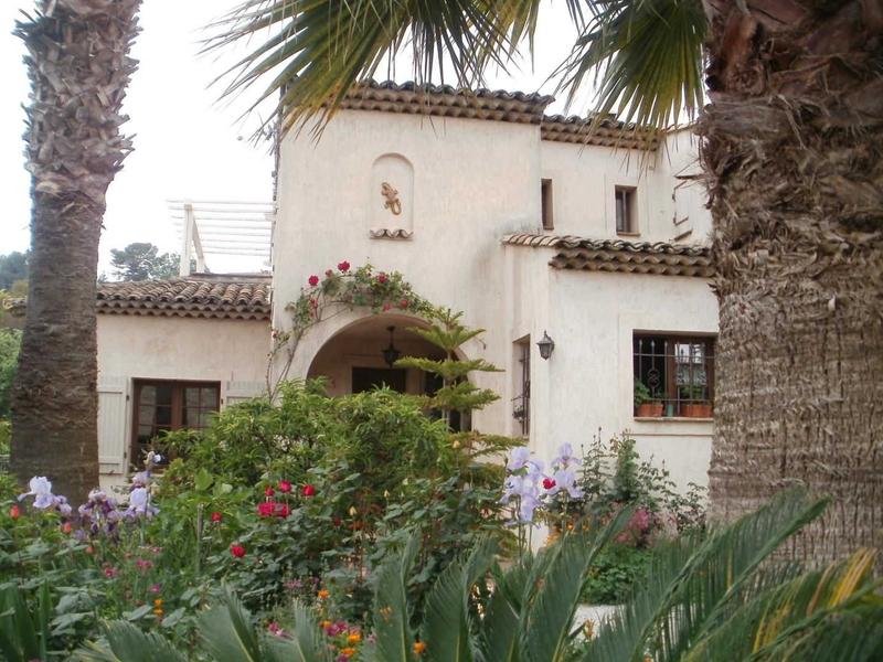 Gîte "Chez Nino et Nunzia"-La Maison-Vence-Gîtes de France Alpes-Maritimes