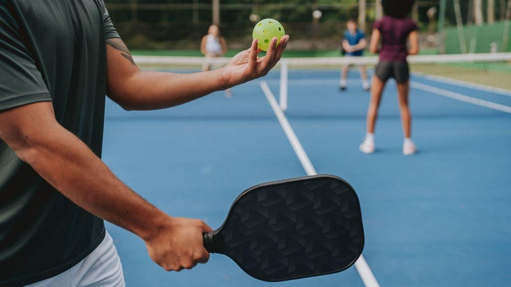 Pickle ball