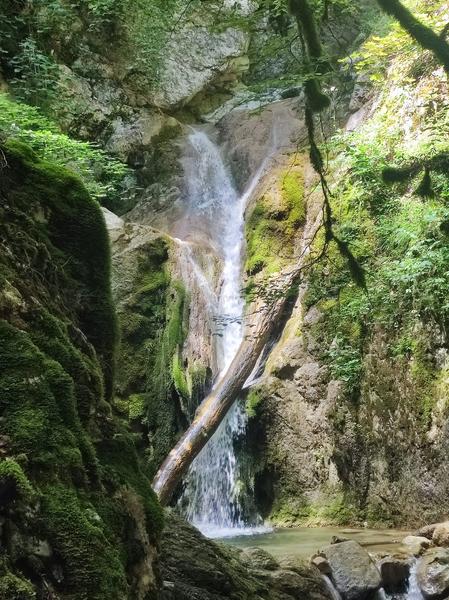 Cascade le Pisson_Gex