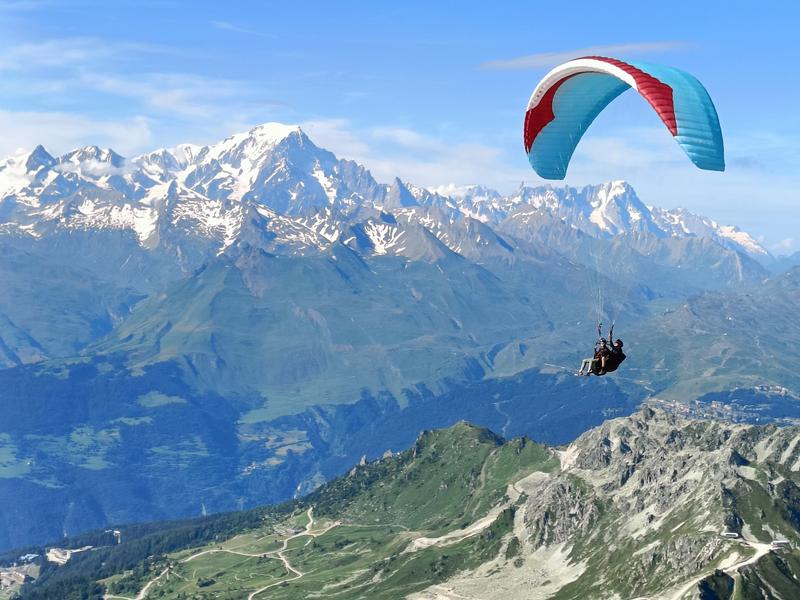Parapente aux Arcs
