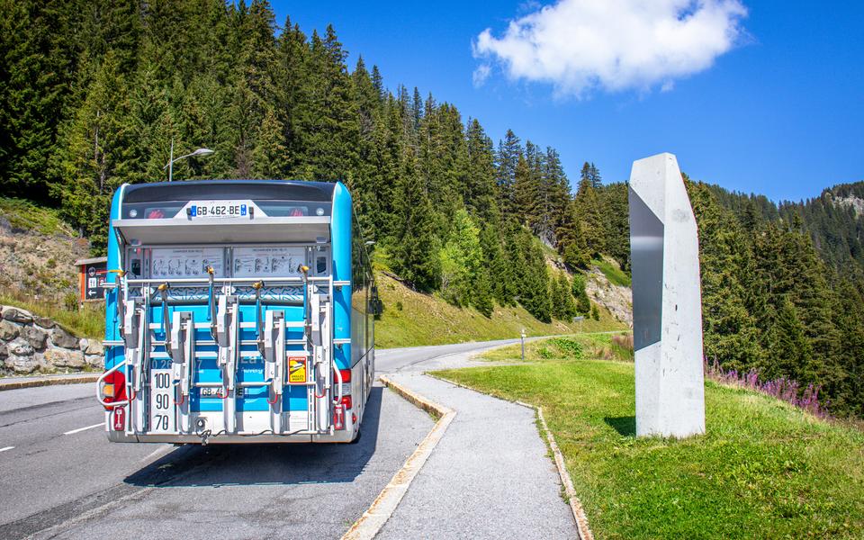 Shuttle stop - 2 Les portes du Grand Massif