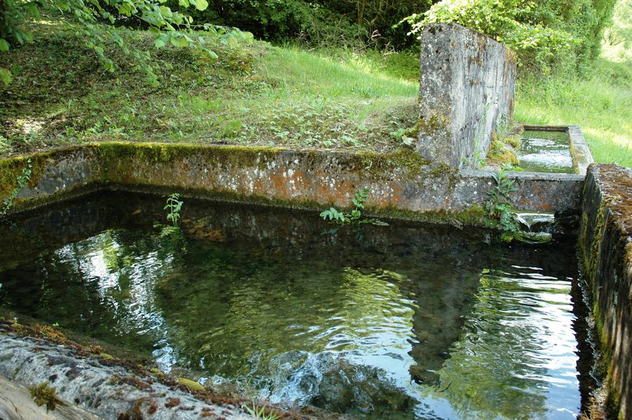 Lavoir Creys-Mépieu - OTSI Morestel