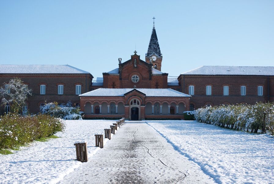 Abbaye sous la neige
