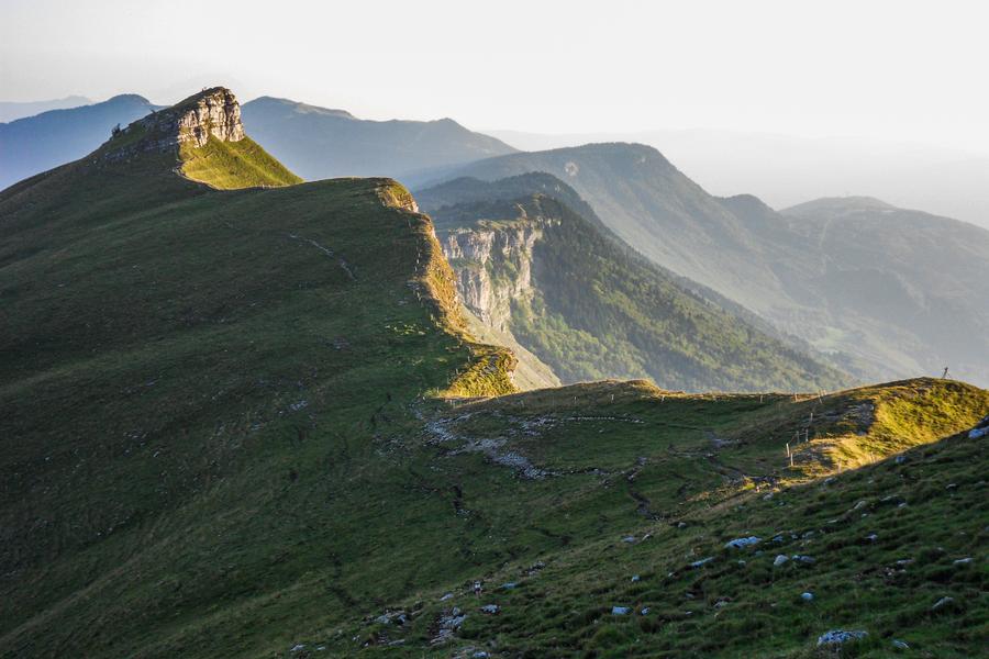 Randonnée pédestre : sur les traces des passeurs_Chézery-Forens