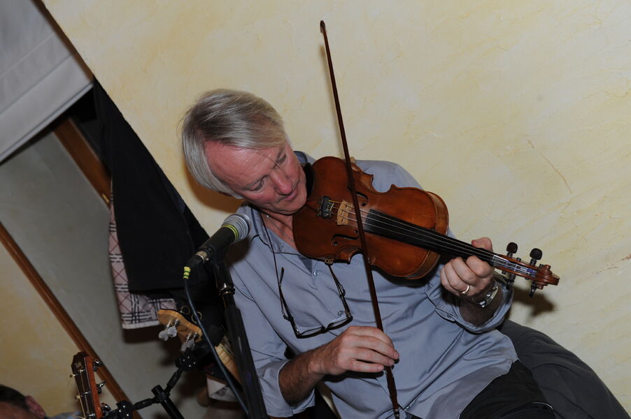 Rory Delany concert Crêperie du Port Galland